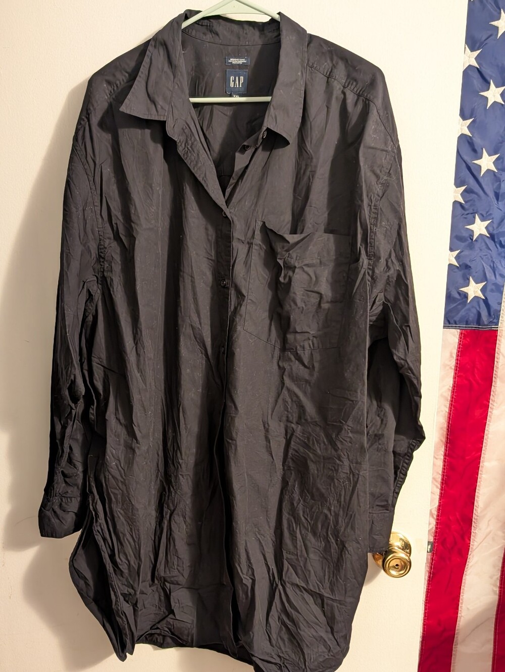 GAP Black Women's Button-Down Shirt